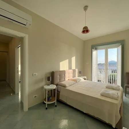 Konukevi Palazzo Palumbo 4*