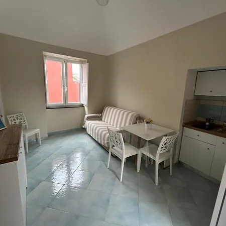 Palazzo Palumbo Konukevi 4*